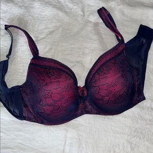 CACIQUE UNDERWIRE PADDED LACE BRA SIZE 42D